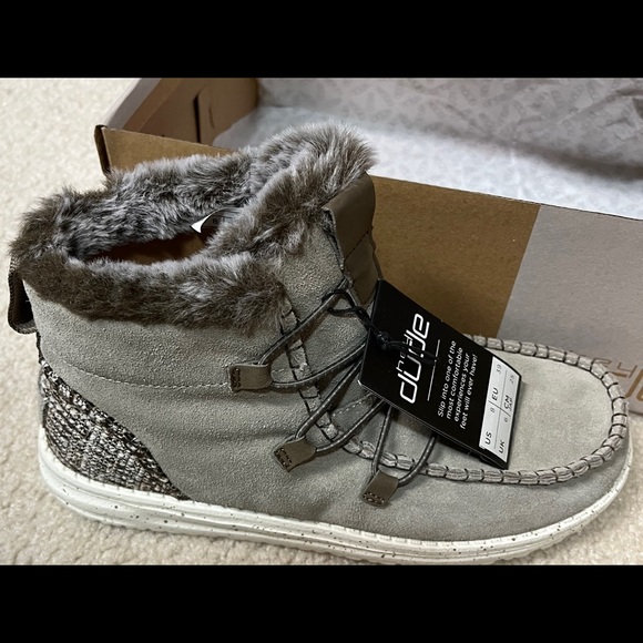 Hey Dude Womens Lea Grey Shoes Buckle Exclusive